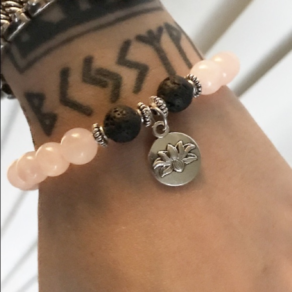 Rose quartz & oil diffuser lava rock lotus flower - Picture 5 of 8